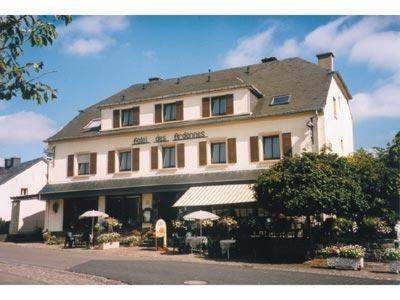 Hotel Restaurant Des Ardennes Hoscheid Eksteriør bilde